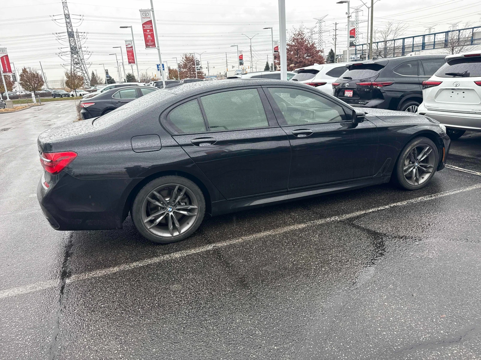 BMW 750 * CARFAX * БЕЗ ПЪРВОНАЧАЛНА ВНОСКА - изображение 3