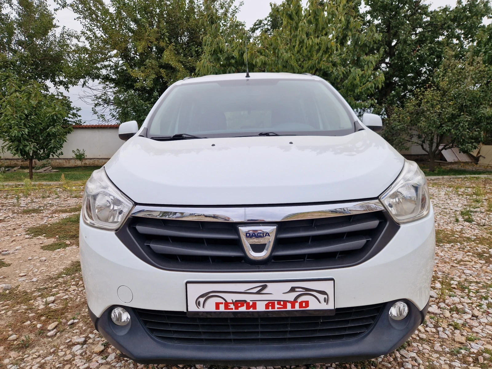 Dacia Lodgy 1.5 DCI - изображение 2