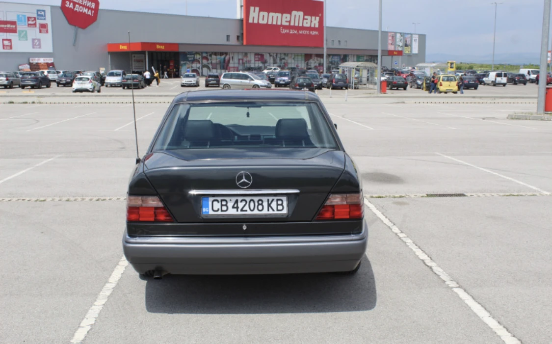 Mercedes-Benz E 200  - изображение 4
