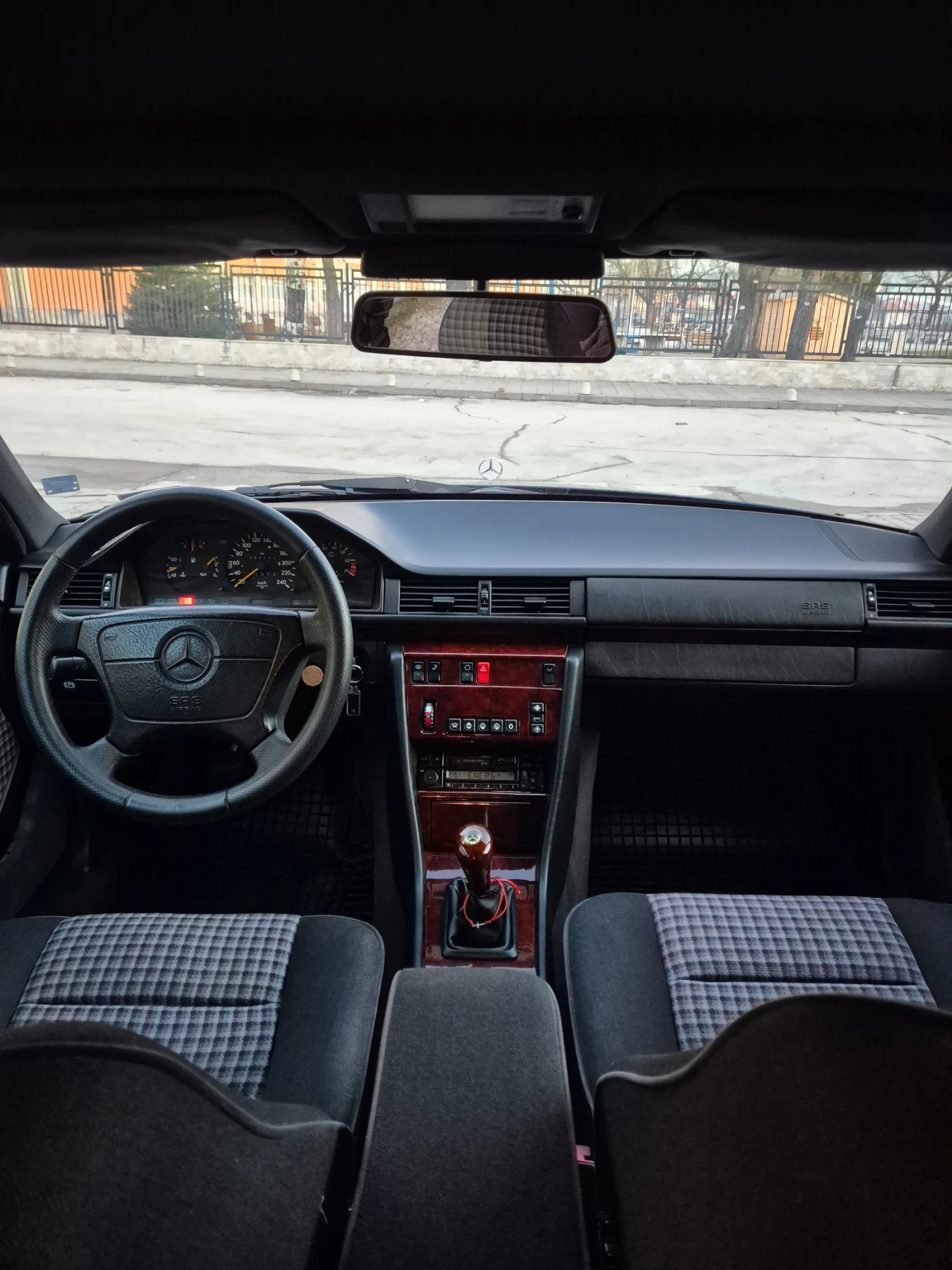 Mercedes-Benz 124 �200 | Mobile.bg � ����������� 12