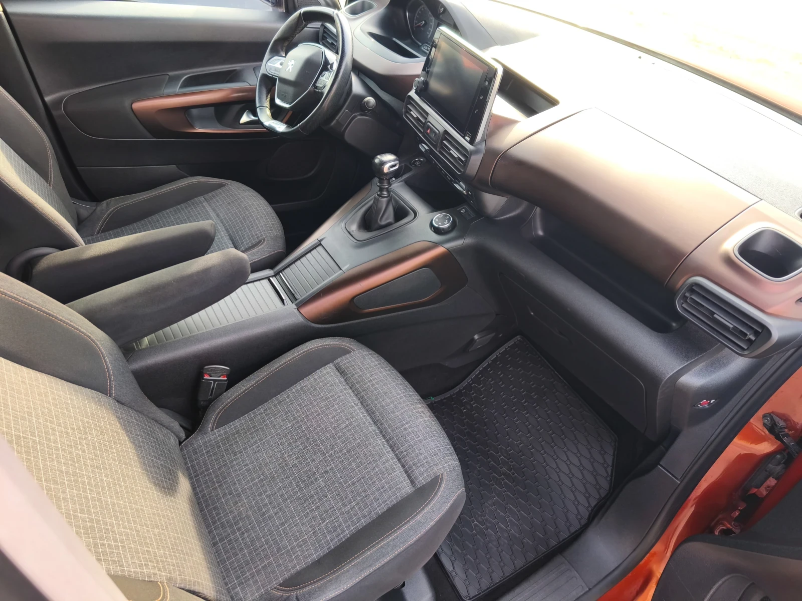 Peugeot Rifter GTline 1.5BlueHdi 131k.c, снимка 10 - Автомобили и джипове - 53769153