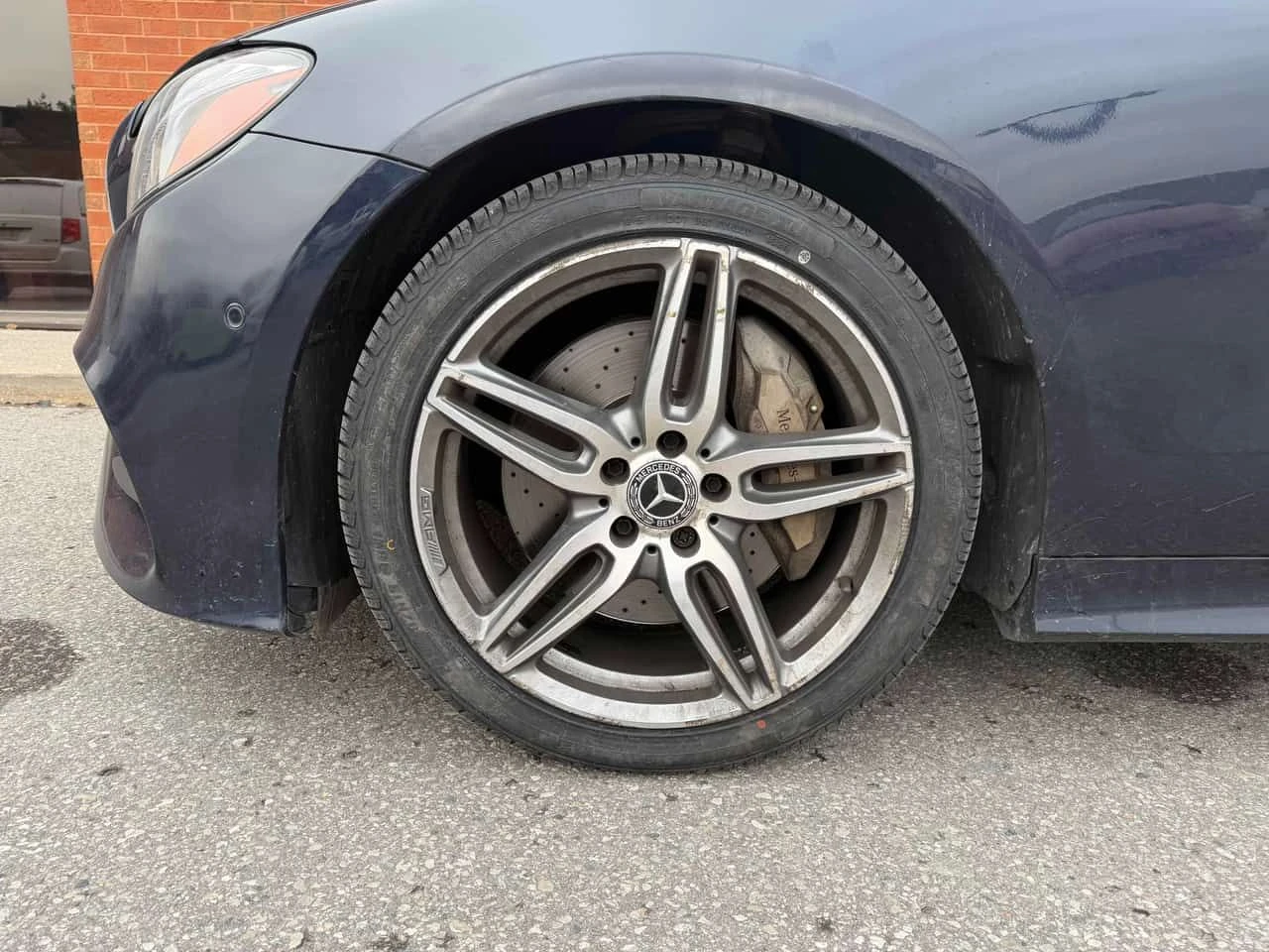 Mercedes-Benz E 400 4MATIC Coupe  CARFAX, снимка 7 - Автомобили и джипове - 54180771