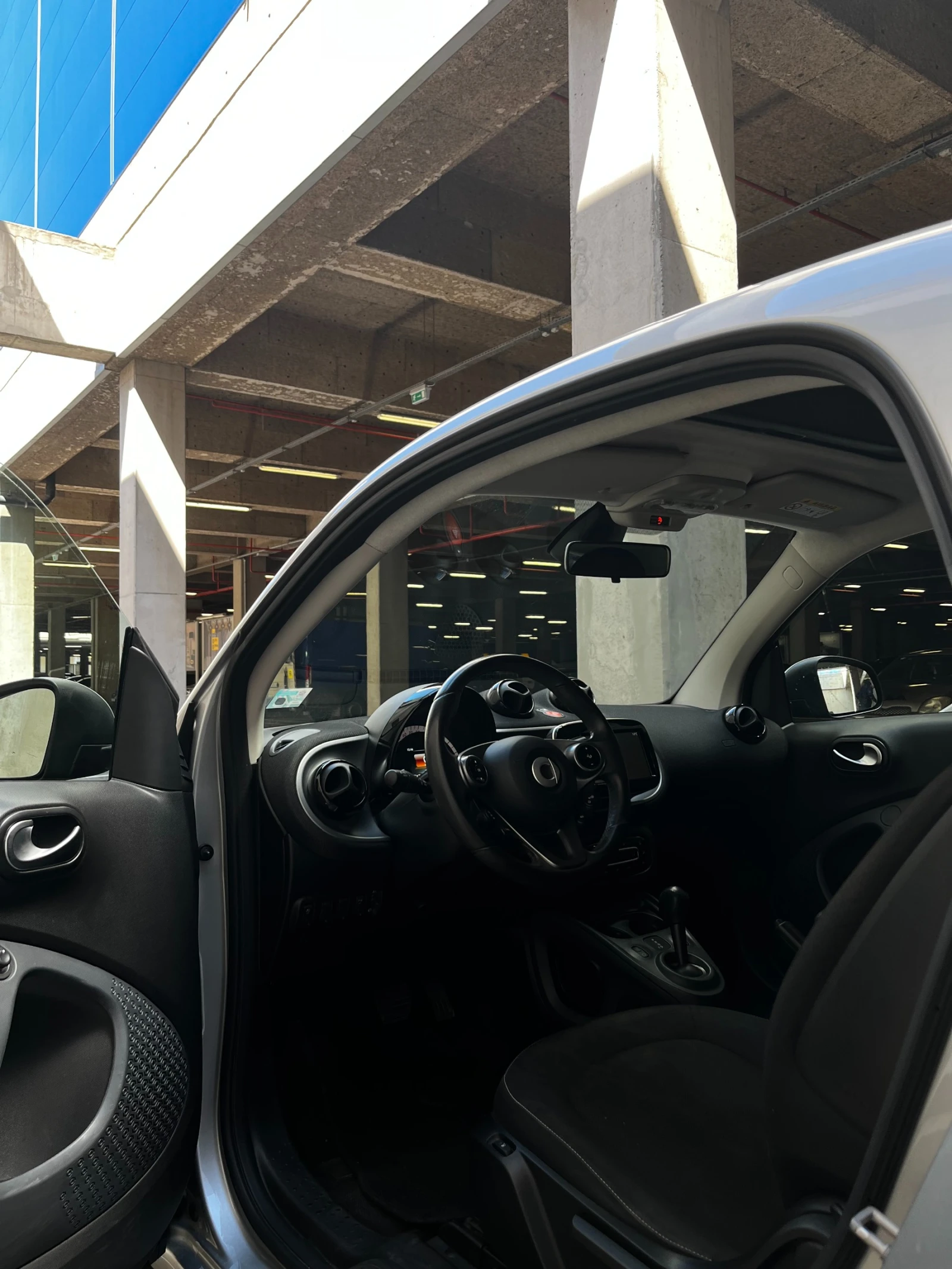 Smart Fortwo, снимка 9 - Автомобили и джипове - 54302248