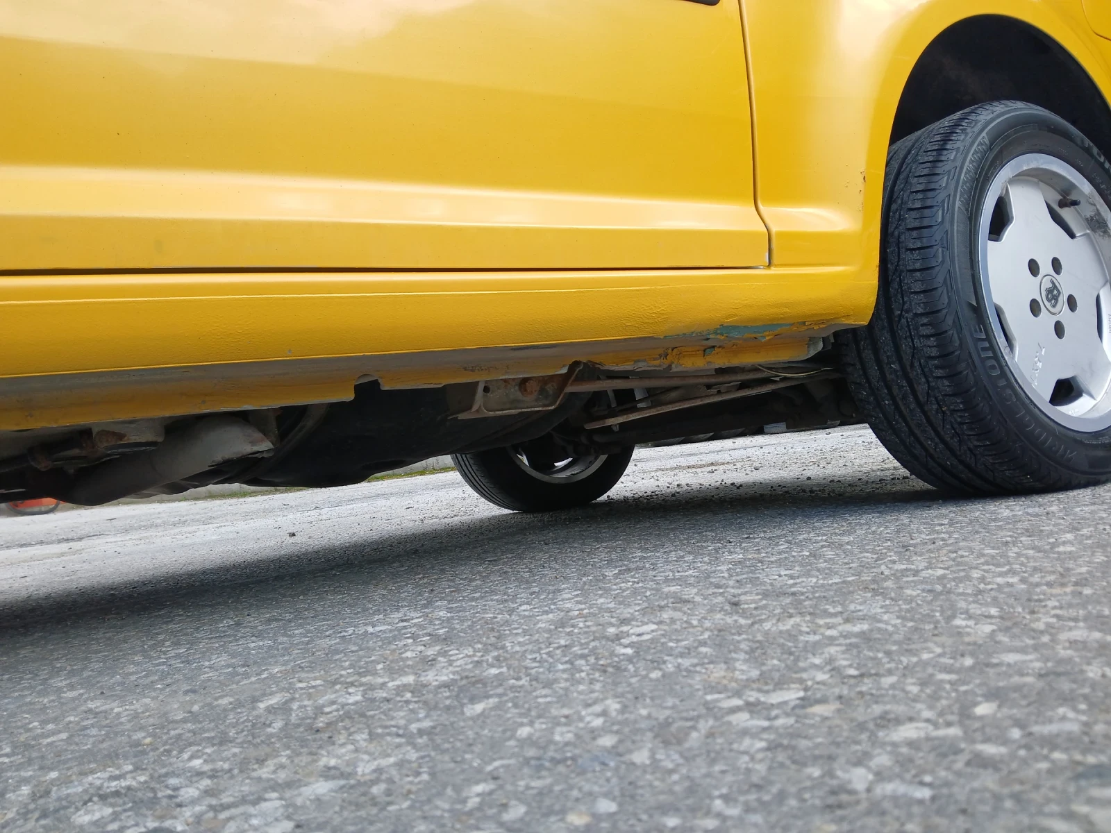 VW Caddy 1.9, снимка 12 - Автомобили и джипове - 54390544