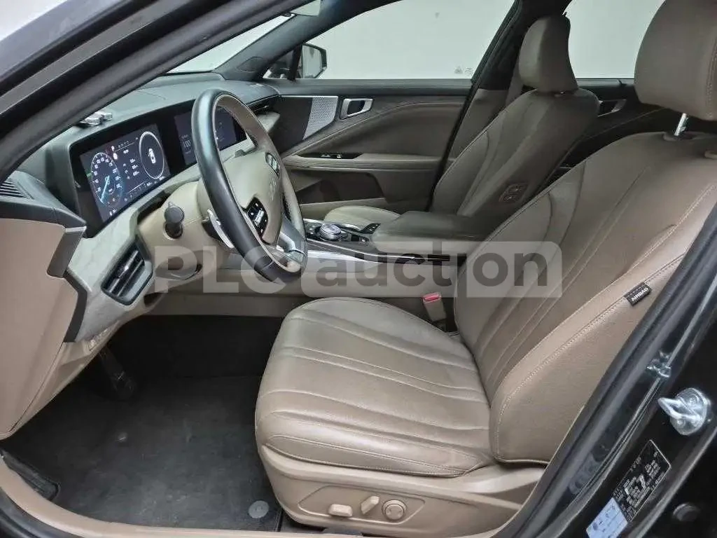 Kia K8 HEV| ОБДУХ| 360CAM| вкл.ТЕХНОТЕСТ, снимка 6 - Автомобили и джипове - 54553682
