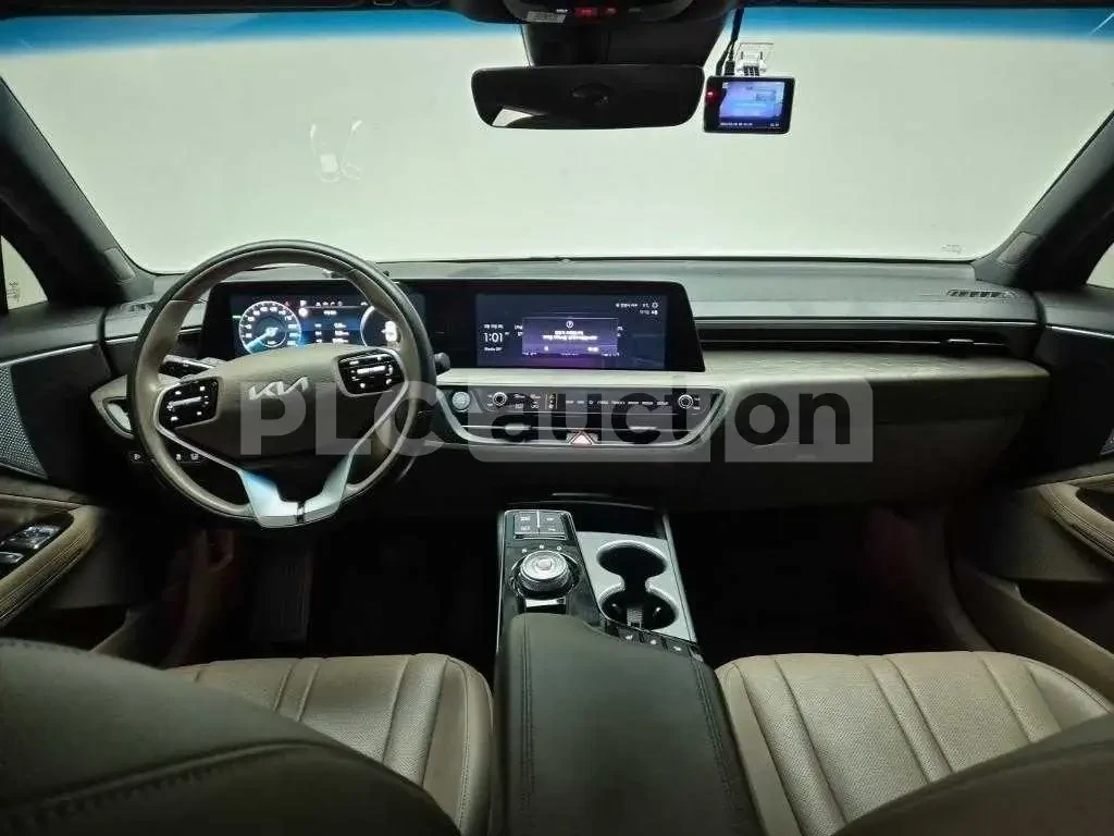 Kia K8 HEV| ОБДУХ| 360CAM| вкл.ТЕХНОТЕСТ, снимка 2 - Автомобили и джипове - 54553682