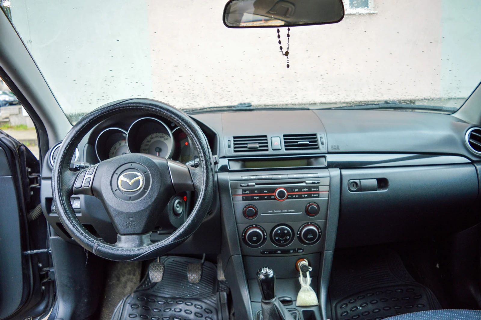 Mazda 3, снимка 10 - Автомобили и джипове - 54802006