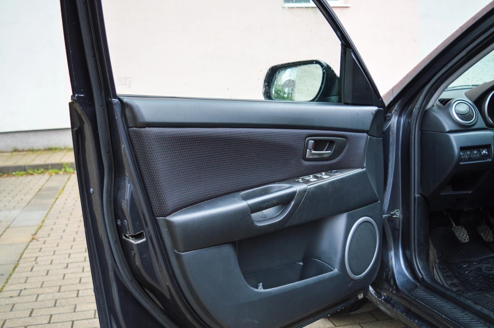 Mazda 3, снимка 9 - Автомобили и джипове - 54802006