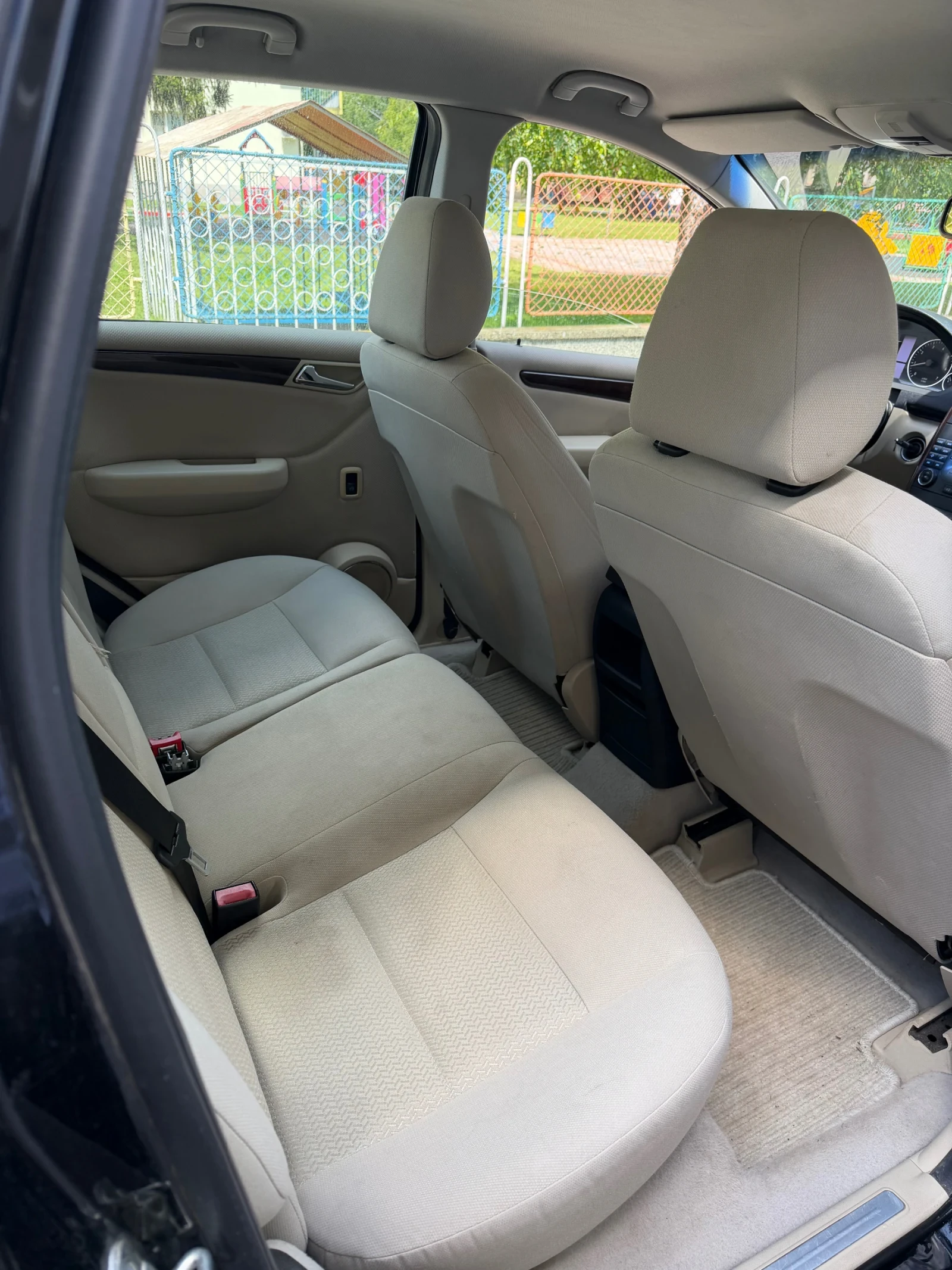 Mercedes-Benz A 170 1.7I AUTOMATIC 7G TRONIC, снимка 9 - Автомобили и джипове - 55057616