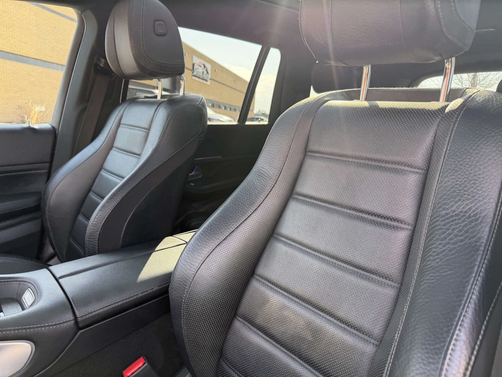 Mercedes-Benz GLS 450 ПАНО, МАСАЖ, ОБДУХВАНЕ, ЦЕНА ДО БГ, снимка 11 - Автомобили и джипове - 55070132