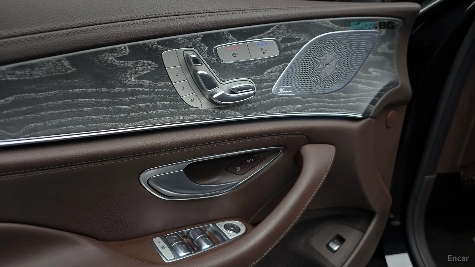 Mercedes-Benz CLS 450 4MATIC/AMG-LINE/FULL-ASSISTS/BURMESTER/SUNROOF, снимка 12 - Автомобили и джипове - 55267573