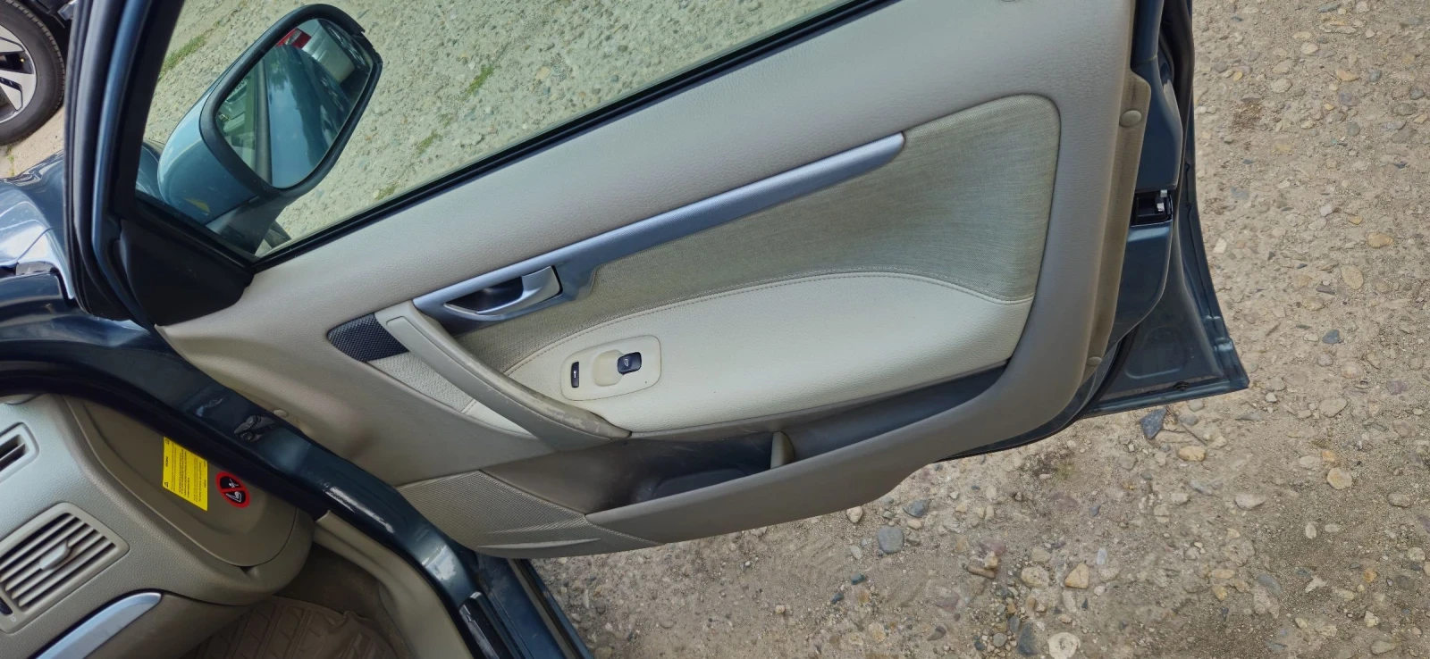 Volvo V70, снимка 12 - Автомобили и джипове - 55345945