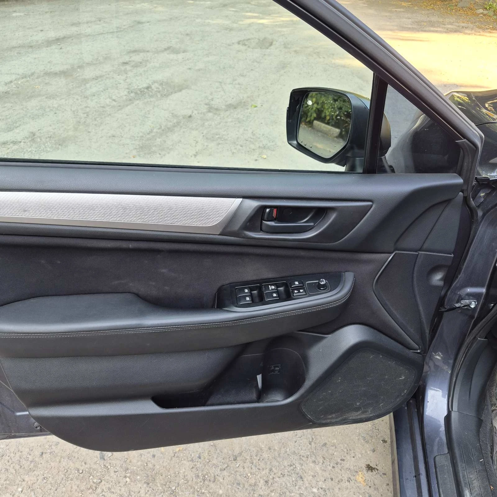Subaru Legacy, снимка 9 - Автомобили и джипове - 55775689