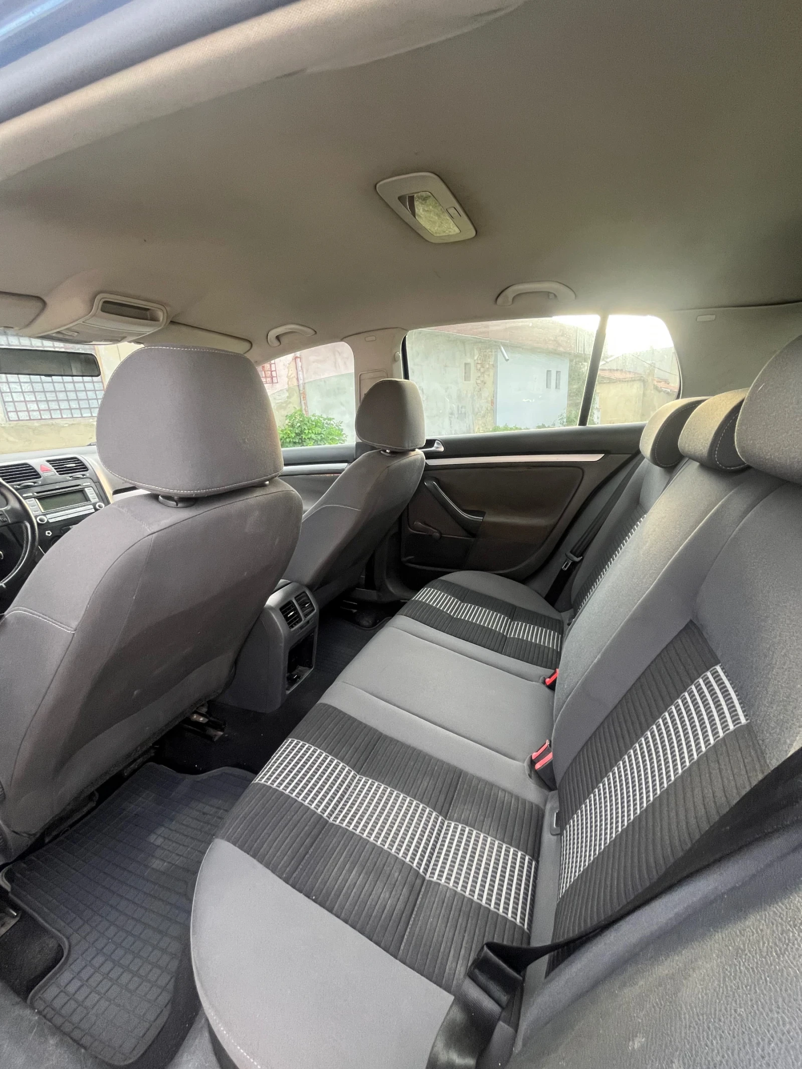 VW Golf 1.9TDI 105HP, снимка 6 - Автомобили и джипове - 55803025