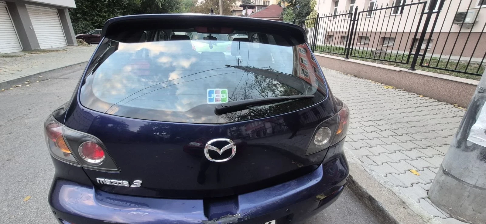 Mazda 3 1.6I, снимка 6 - Автомобили и джипове - 56248174