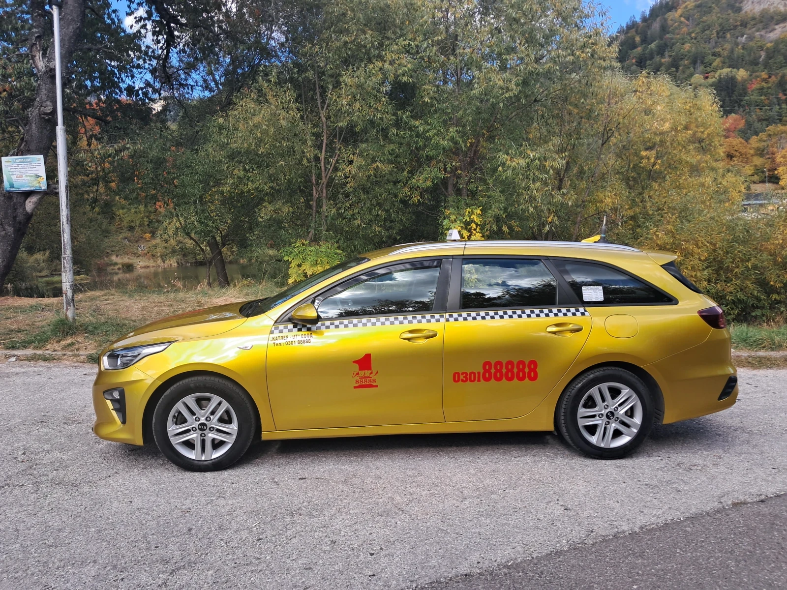 Kia Ceed, снимка 4 - Автомобили и джипове - 56442389