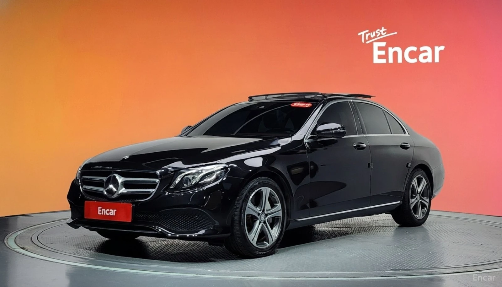 Mercedes-Benz E 300 Avantgarde * АвтоКредит* * Цена до БГ* 