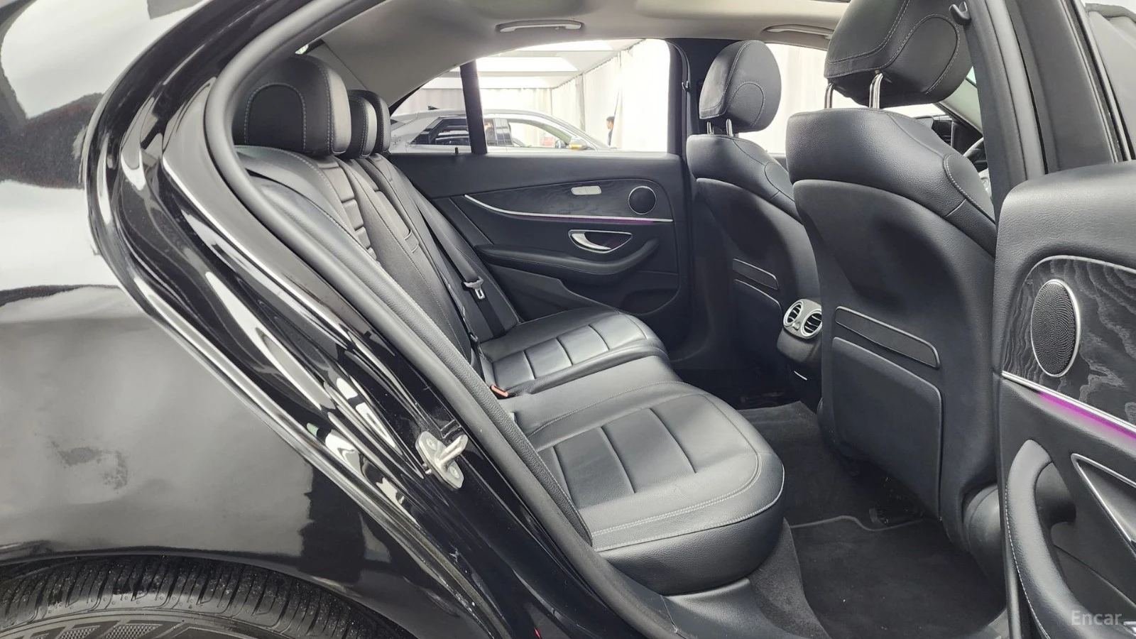 Mercedes-Benz E 300 Avantgarde * ����������* * ���� �� ��*  | Mobile.bg � ����������� 12