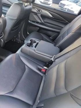 Mazda CX-9 2.5i ТОП* 360 КАМЕРА* 6+ 1* ПОДГРЕВ* КОЖА* ОТЛИЧЕН, снимка 11