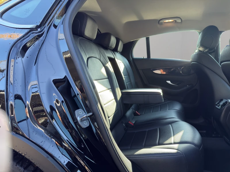 Mercedes-Benz GLC 220 d 4 MATIC Coupe 9 G Tronic, снимка 15 - Автомобили и джипове - 52737030