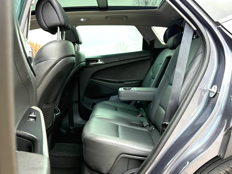 Hyundai Tucson 2.0CRDI 4WD VERTEX СЕРВИЗНА ИСТОРИЯ ВСИЧКИ ЕКСТРИ, снимка 10 - Автомобили и джипове - 52752044