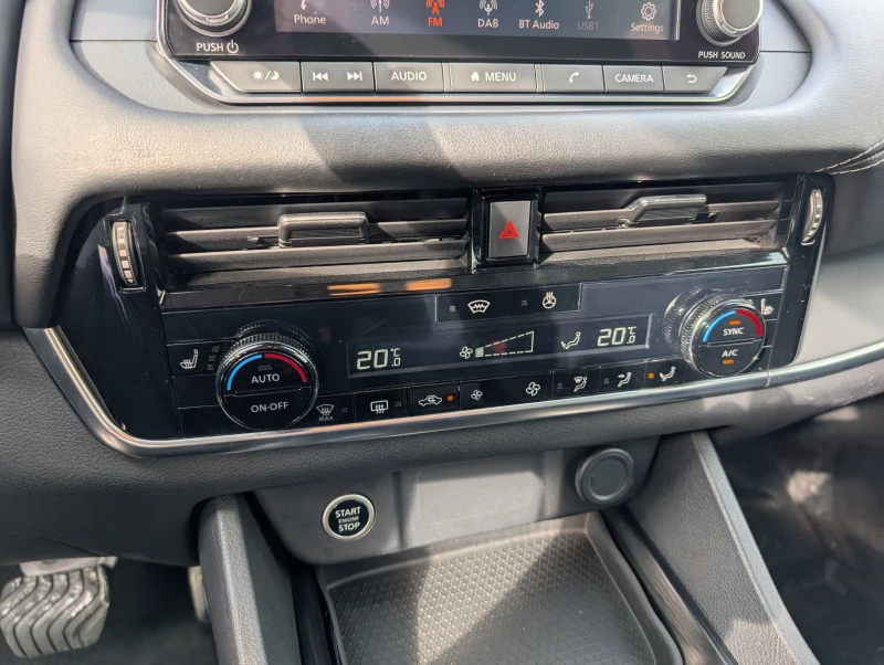 Nissan Qashqai J12, снимка 10 - Автомобили и джипове - 53250342