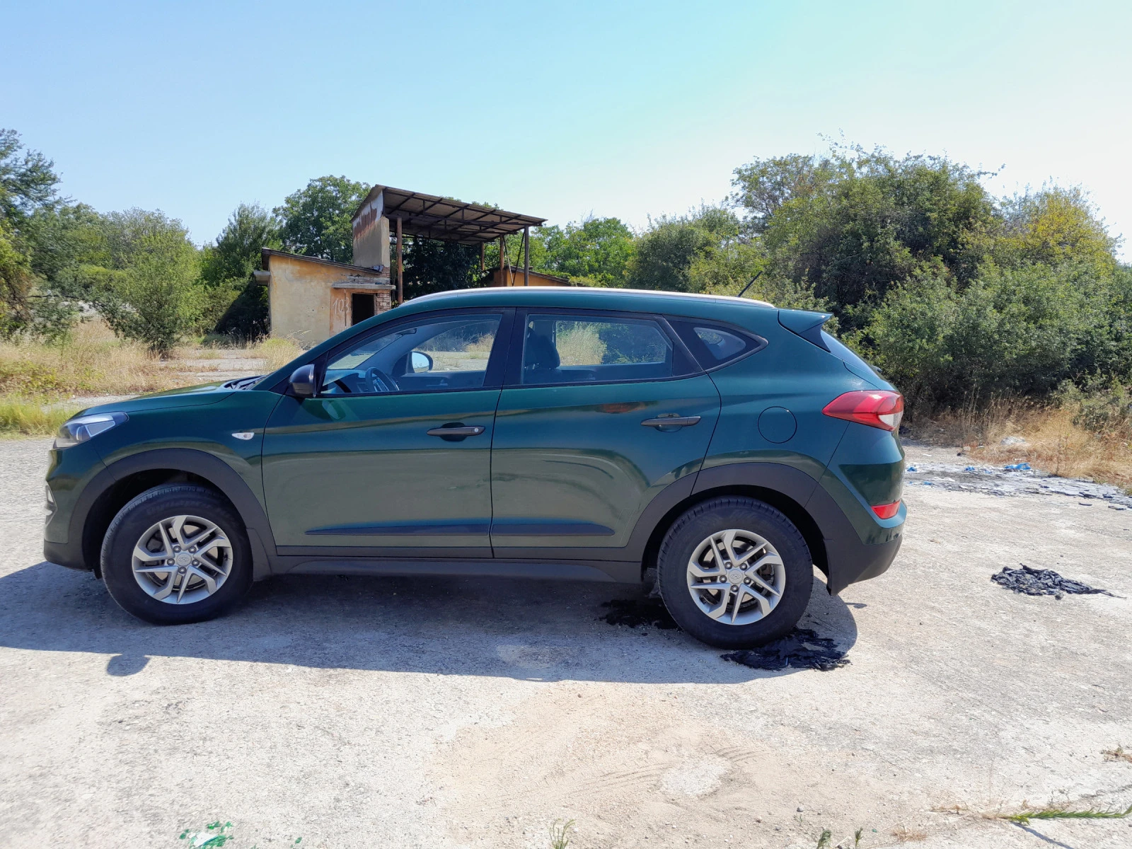 Hyundai Tucson 2.0CRDI - изображение 6