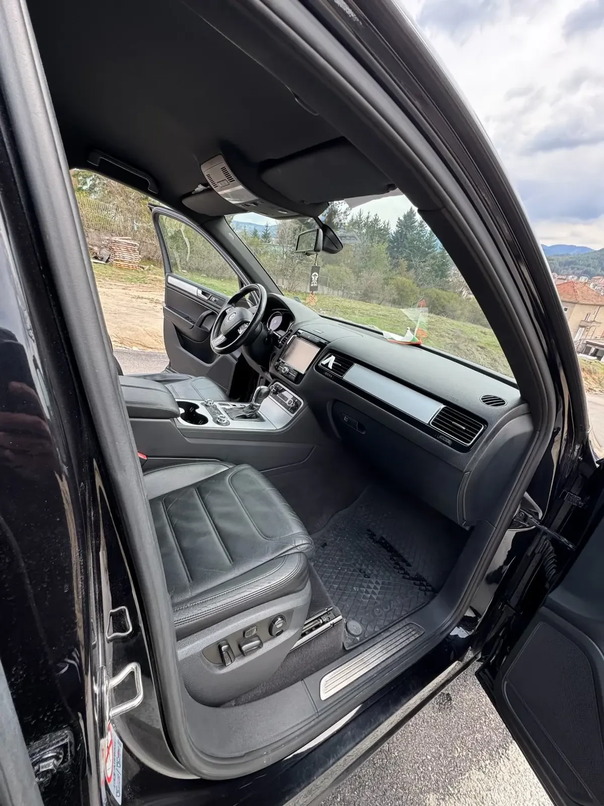VW Touareg 4.2 V8 TDI  - изображение 9