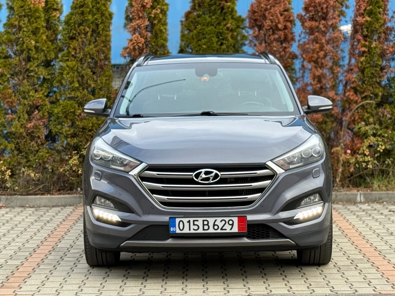 Hyundai Tucson 2.0CRDI 4WD VERTEX СЕРВИЗНА ИСТОРИЯ ВСИЧКИ ЕКСТРИ - изображение 2