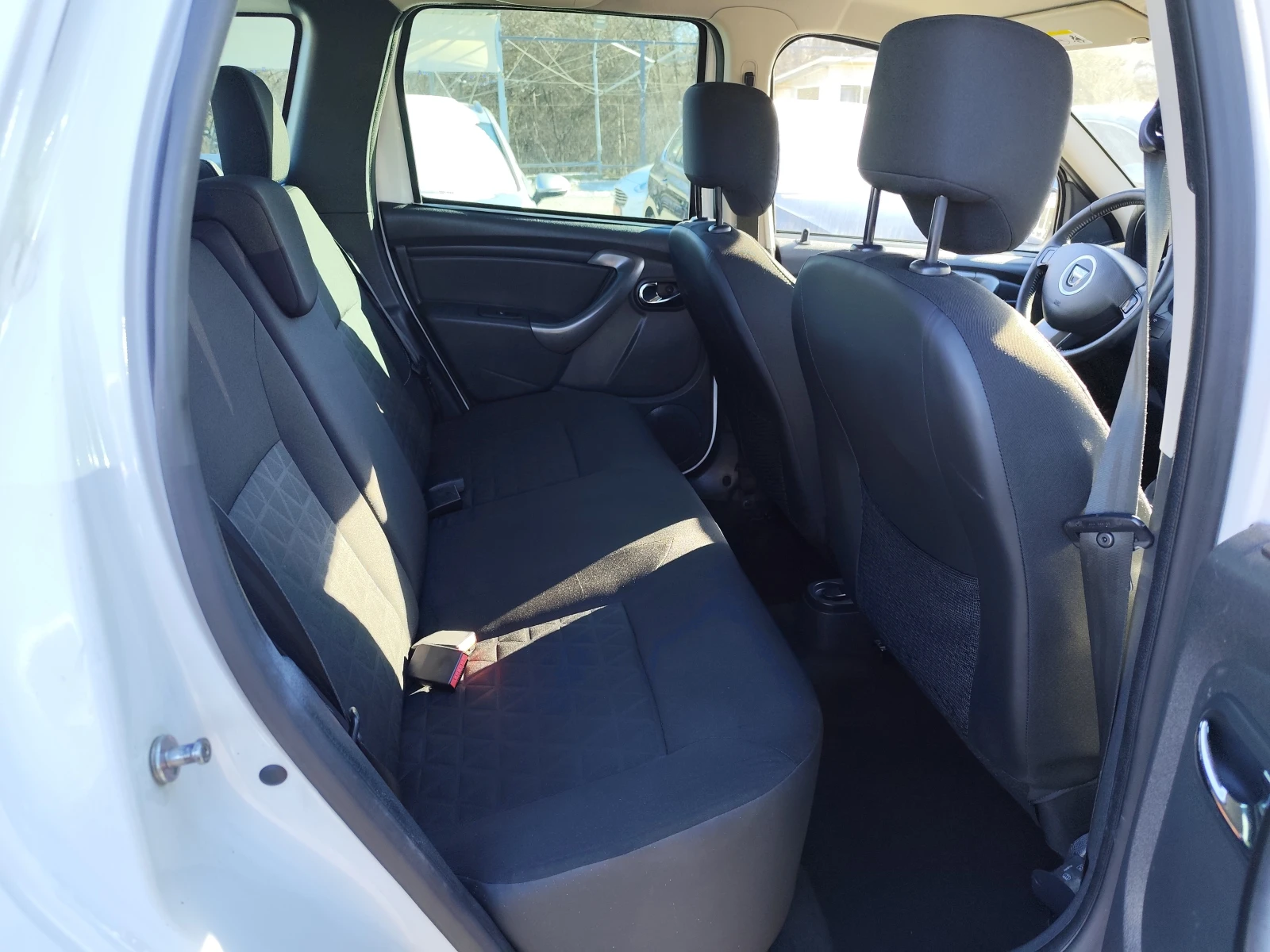 Dacia Duster 1.5DCi* EURO5B* KLIMA* 100%KILOMETRI - изображение 10