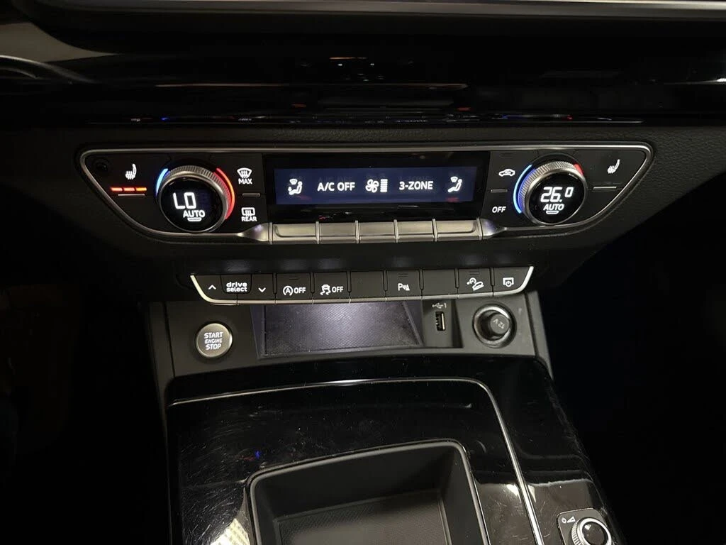 Audi Q5 B&O* DISTRONIC* ПАНОРАМА* MATRIX* КЕЙЛЕС* КАМЕРА, снимка 13 - Автомобили и джипове - 53798222