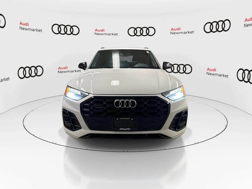 Audi Q5 B&O* DISTRONIC* ПАНОРАМА* MATRIX* КЕЙЛЕС* КАМЕРА, снимка 2 - Автомобили и джипове - 53798222