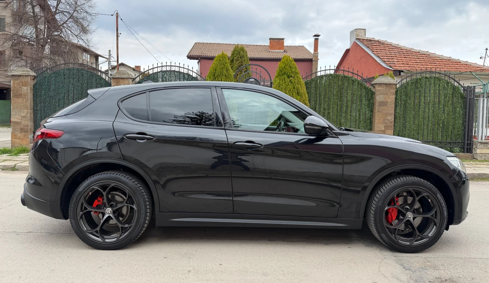 Alfa Romeo Stelvio 2.2 JTDM SUPER Q4 Внис Швейцария, снимка 7 - Автомобили и джипове - 53912889