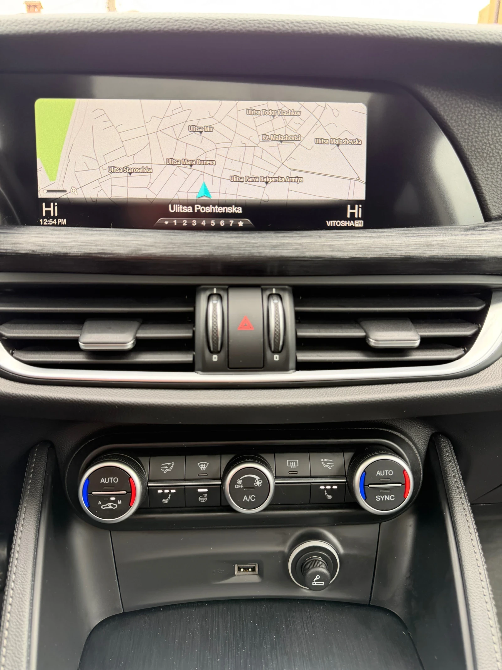 Alfa Romeo Stelvio 2.2 JTDM SUPER Q4 Внис Швейцария, снимка 10 - Автомобили и джипове - 53912889