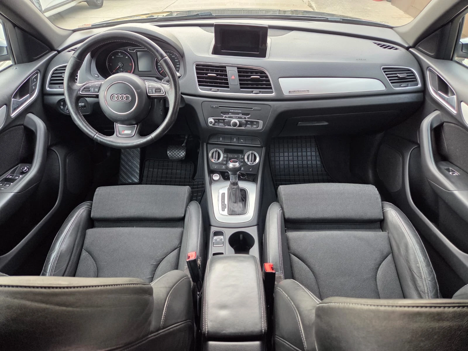 Audi Q3 2.0 TDI S - Line Quattro full led, снимка 8 - Автомобили и джипове - 53922633