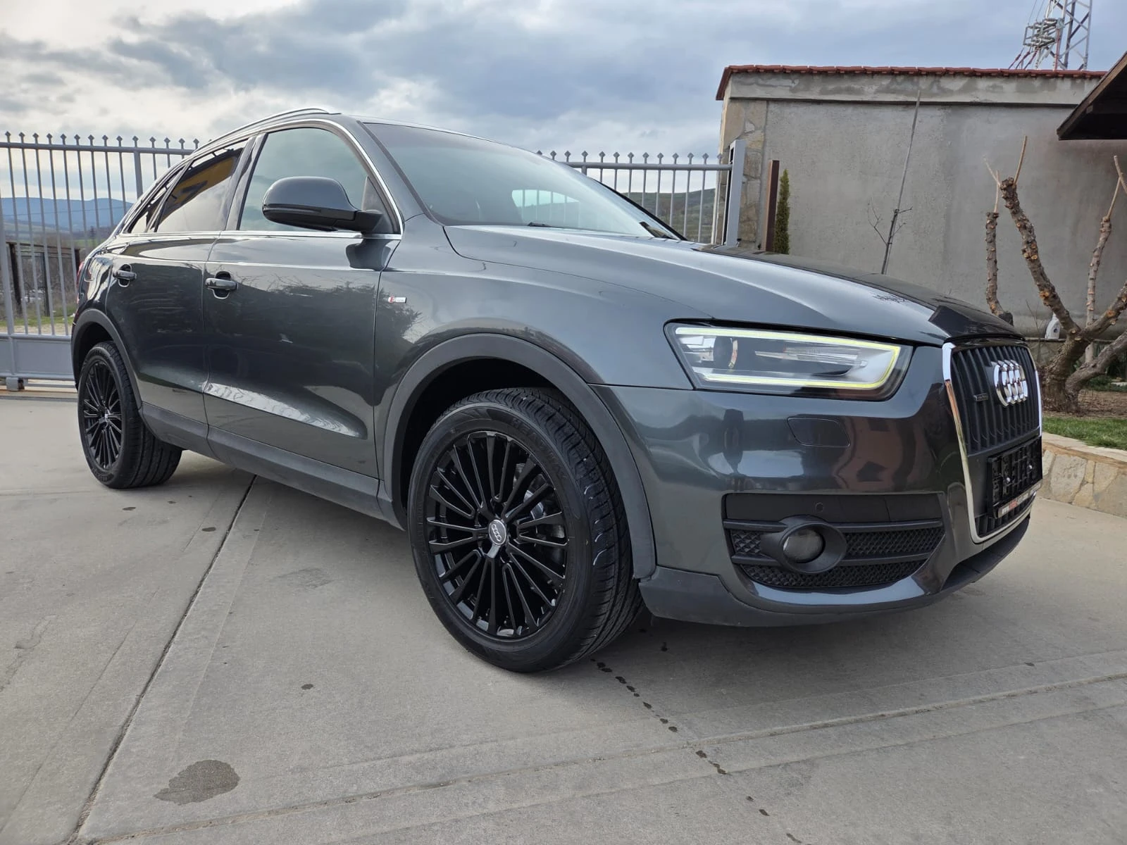 Audi Q3 2.0 TDI S - Line Quattro full led, снимка 3 - Автомобили и джипове - 53922633