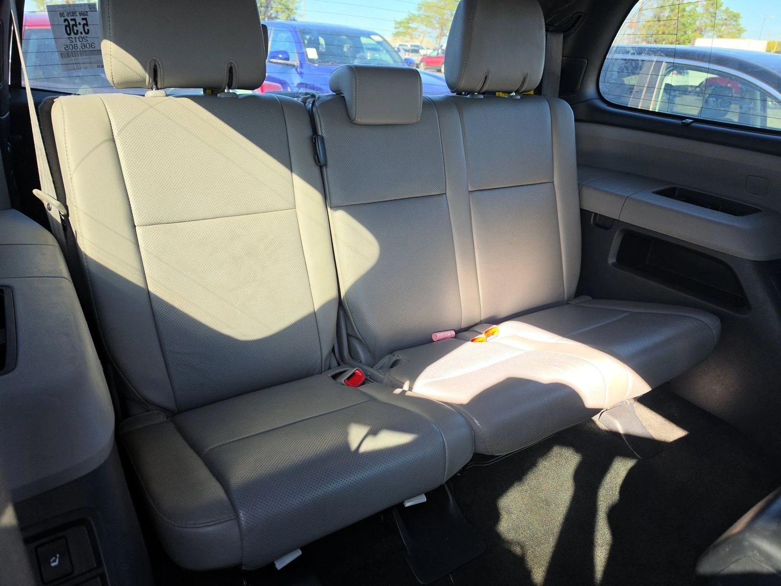 Toyota Sequoia 5.7* V8* PLATINUM* ПОДГРЕВ* ОБДУХВАНЕ* КАМЕРА* JBL, снимка 13 - Автомобили и джипове - 56145689