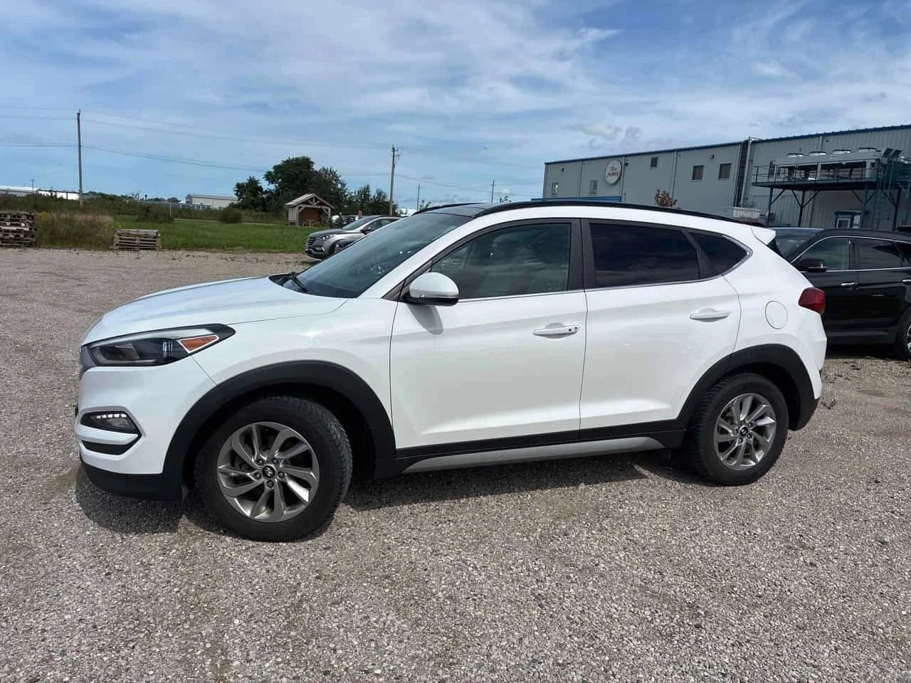 Hyundai Tucson, снимка 2 - Автомобили и джипове - 56715024