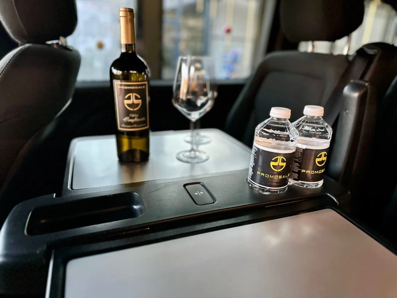 Mercedes-Benz V 300 * Лизинг* Подгрев* CarPlay, снимка 15 - Бусове и автобуси - 52930042