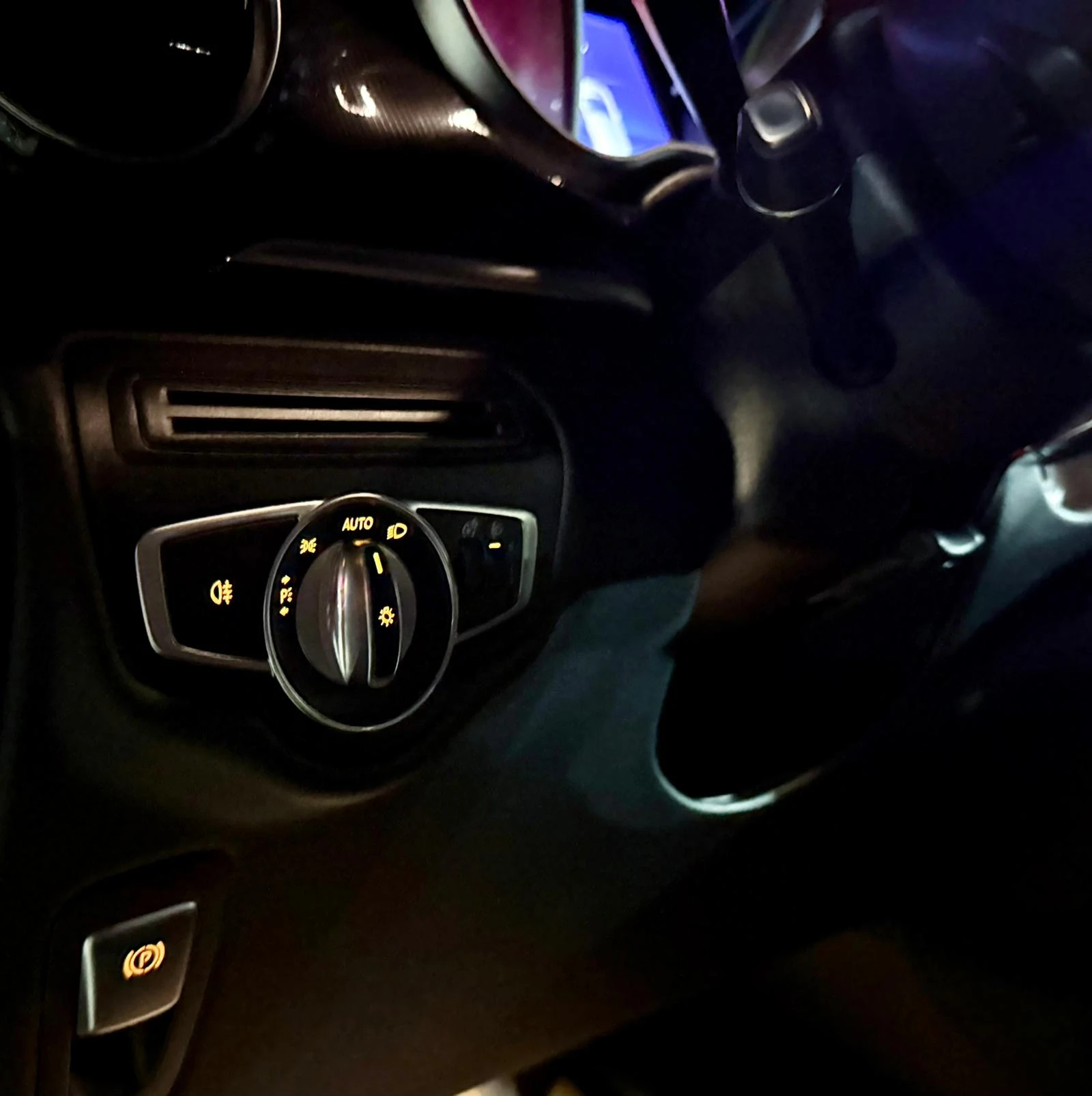 Mercedes-Benz V 300 * Лизинг* Подгрев* CarPlay - изображение 8