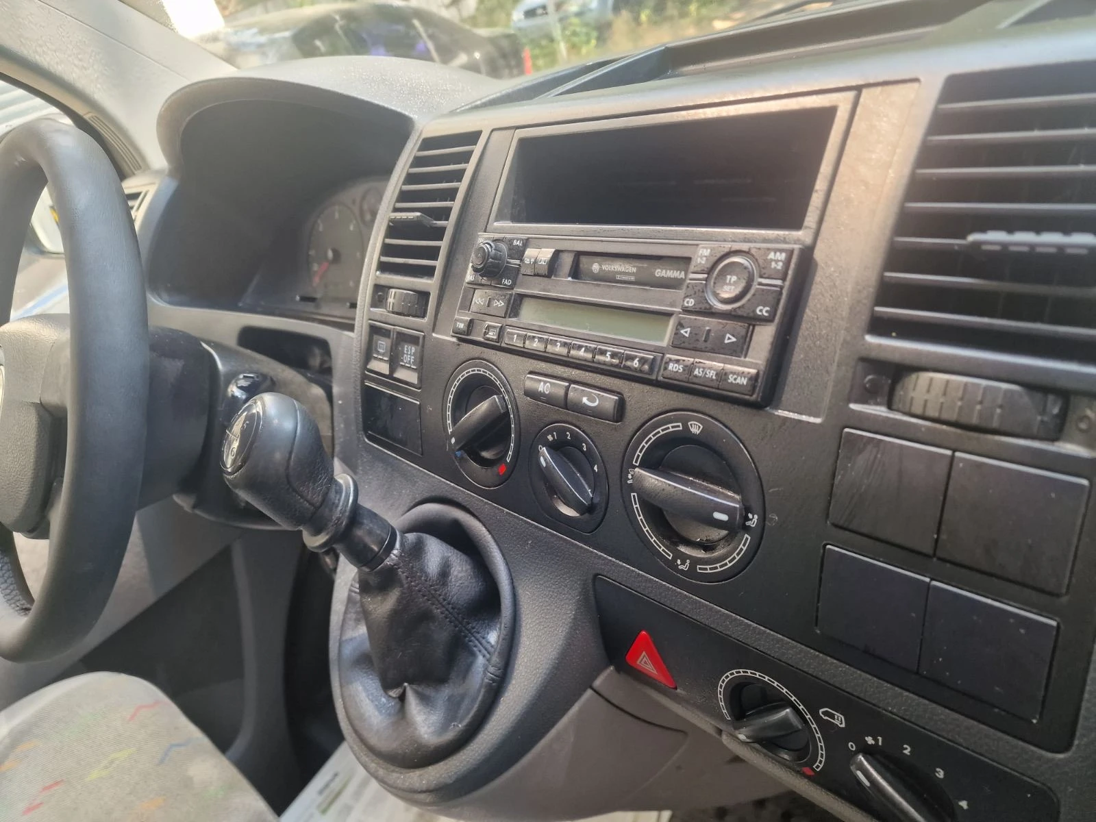 VW Transporter T5 - 2.5TDi, снимка 11 - Бусове и автобуси - 55407383