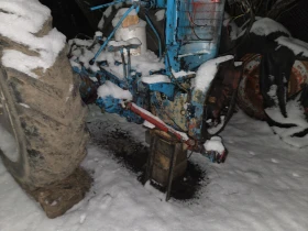 Трактор Болгар ТК 80 и 82 НА ЧАСТИ, снимка 3