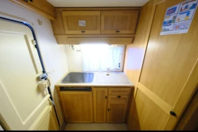 Кемпер HYMER / ERIBA Camp Swing 544, 5 спални места , снимка 10