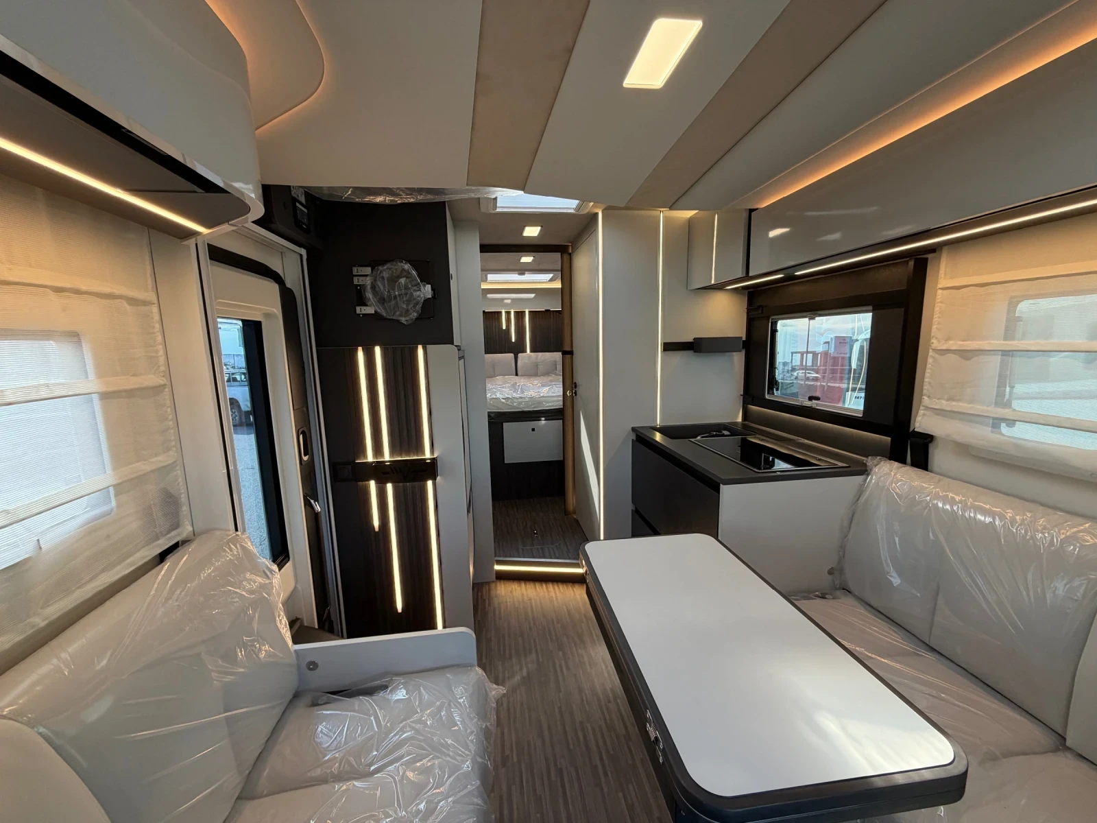 Кемпер Mobilvetta KEA P90 ПРОМО Солар* Медия, снимка 3 - Каравани и кемпери - 55972252