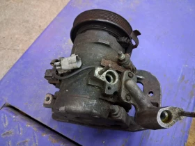 Компресор климатик за Тойота 3.3 бензин, снимка 2