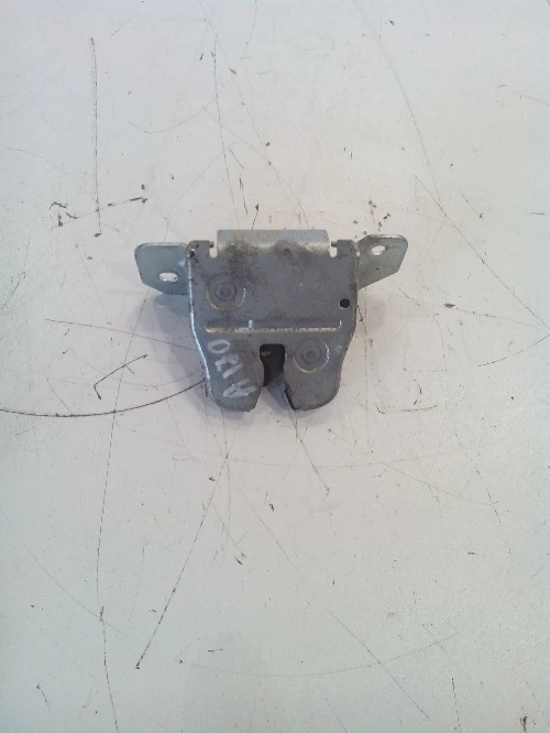 Ключалка заден капак за Мерцедес А170