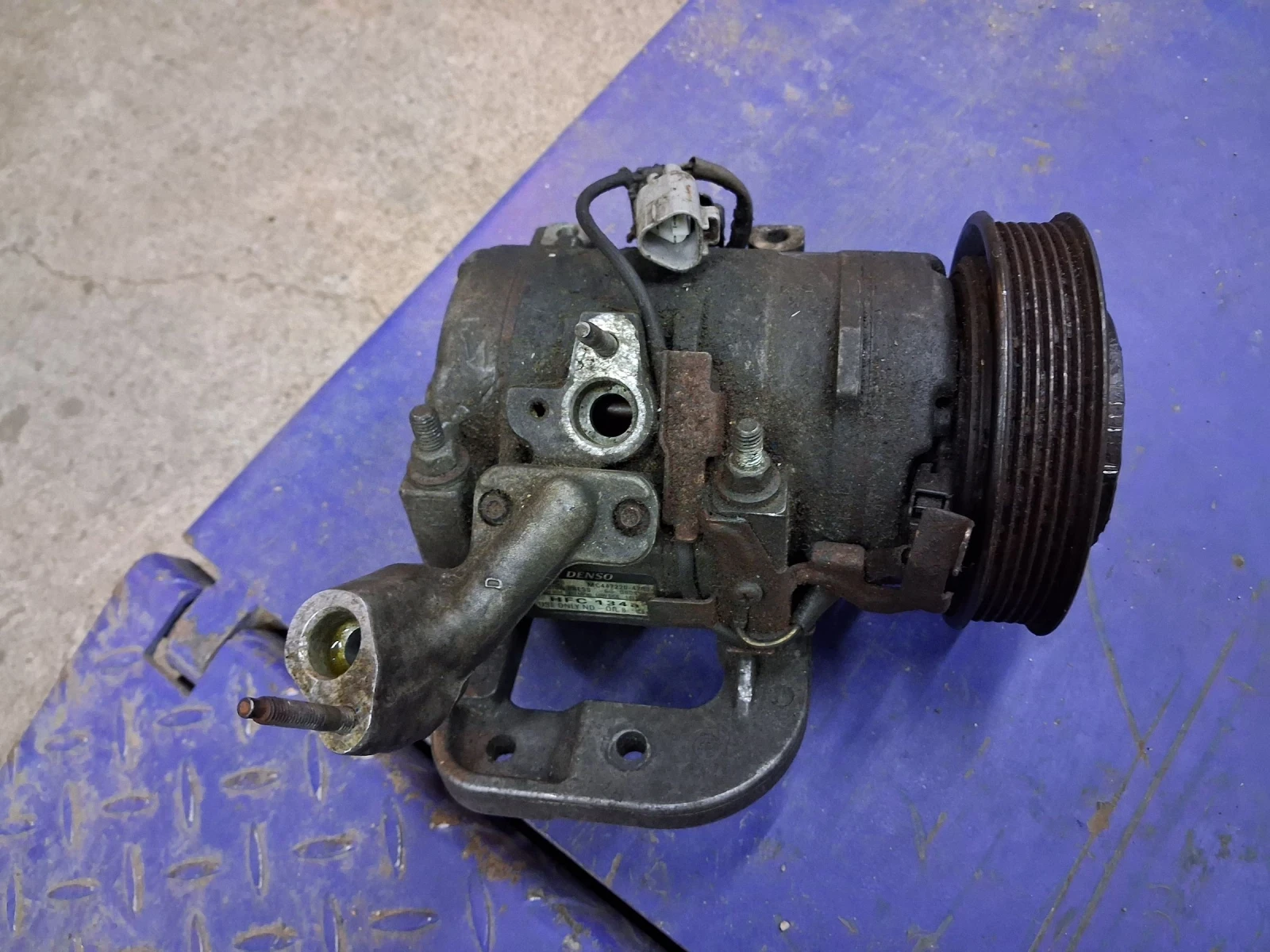 Компресор климатик за Тойота 3.3 бензин