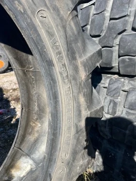 Гуми, снимка 5