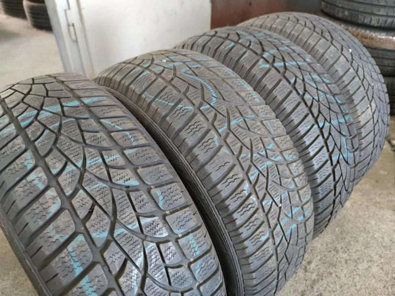 Гуми Зимни 205/60R16, снимка 7 - Гуми и джанти - 33366845