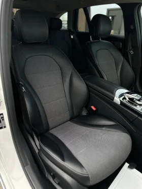 Mercedes-Benz C 220, снимка 10